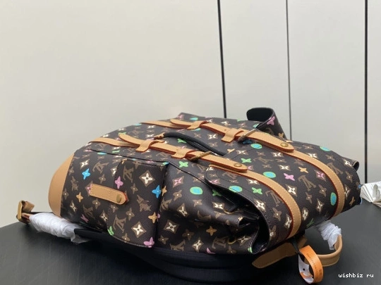 WIS CHRISTOPHER Backpack-41*48*13CM LOUIS VUITTON 0315